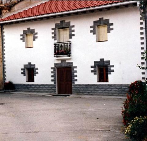 Casa entrada de Barrio Panizares.