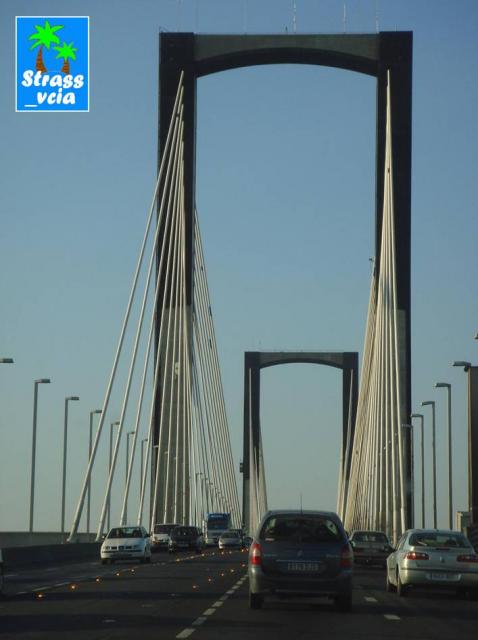 Puente del quinto centenario