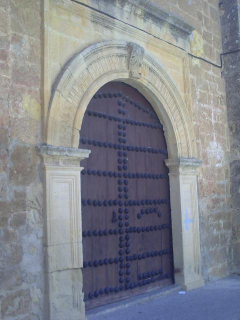 puerta de la iglesia