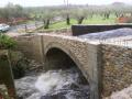 O novu ponti con abundanti agua