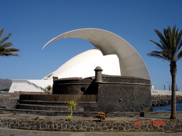 Auditorio y Castillo de San Juan