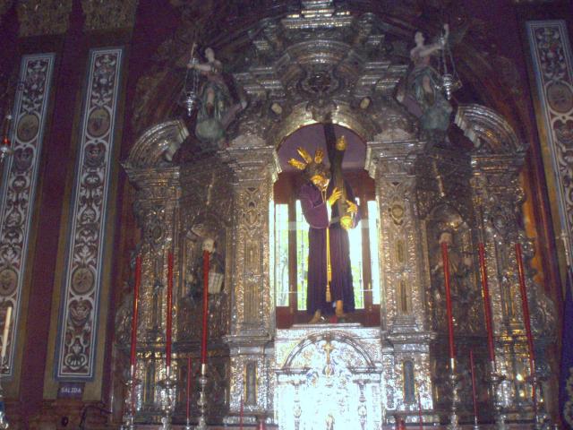 Cristo en un altar