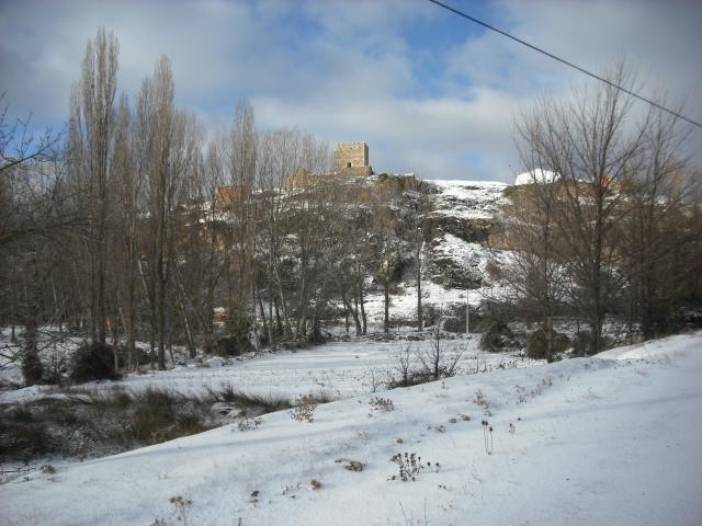 el castillo de fondo nevado