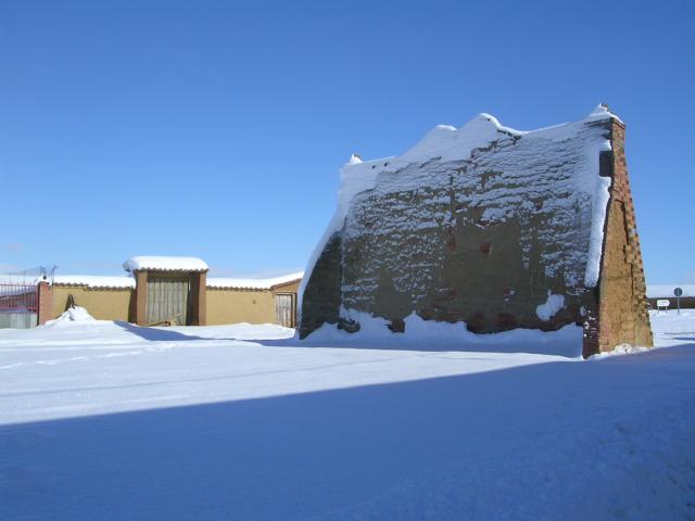 Antiguo frontn nevado Navidad 2004
