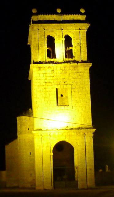 Torre de Santa Cruz Iluminada (Pedrosa del Rey)