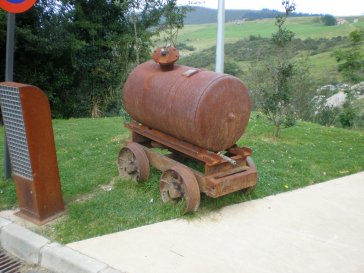 Vagoneta cisterna de la mina del Soplao