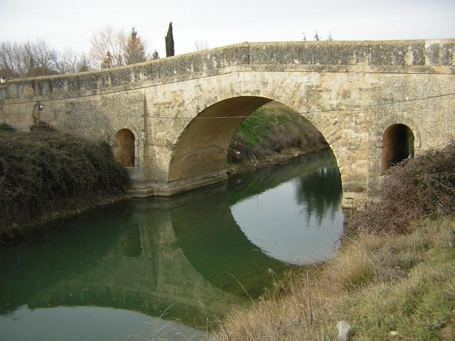 puente sobre canal de Castilla