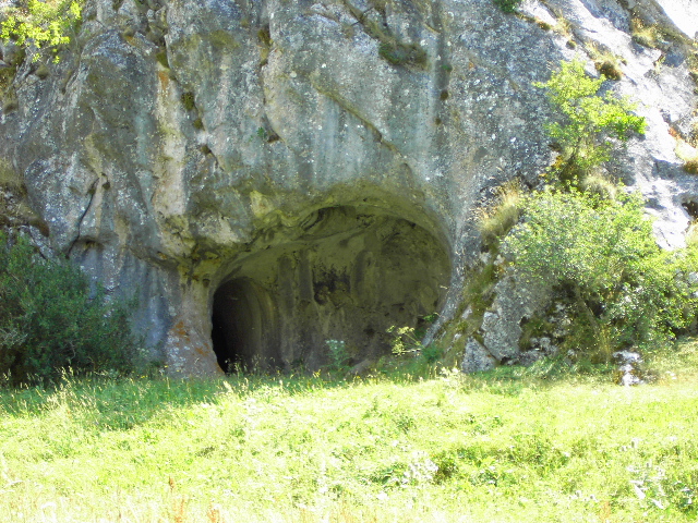 Cueva de Barrumian