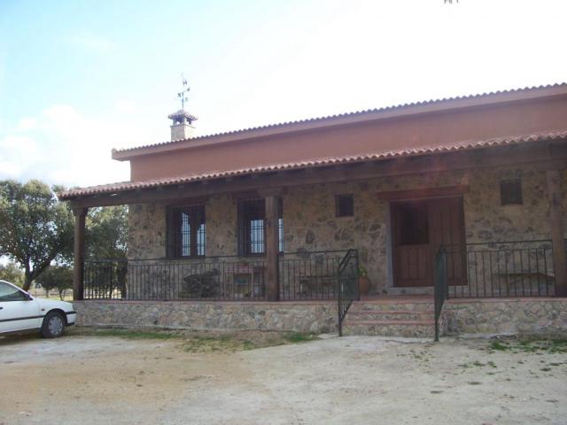Casa rural en Valdeobispo