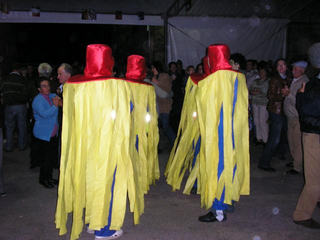 Disfraz de fregonas fiesta 2004