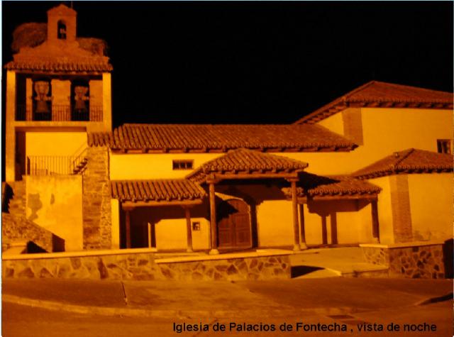 Iglesia de Palacios de Fontecha , vista de noche