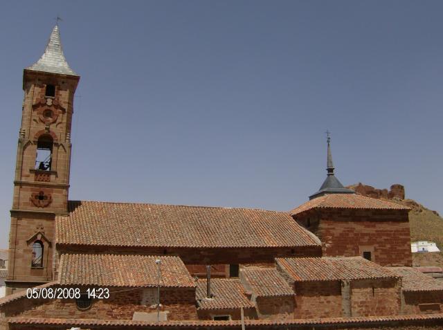 Iglesia y castillo