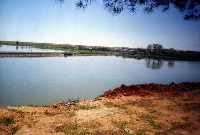 Montamarta-embalse en el 2001