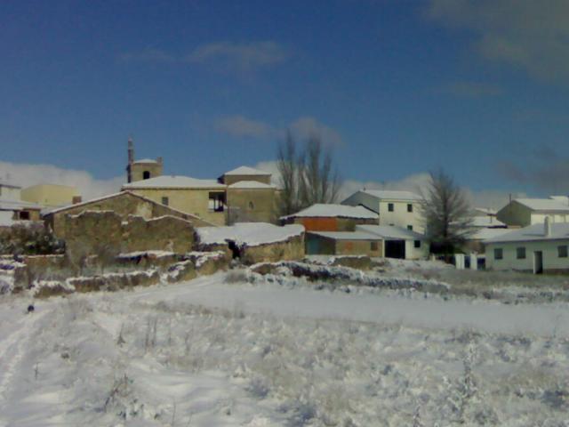Vista del pueblo nevado