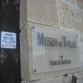 Puerta del museo de tabar