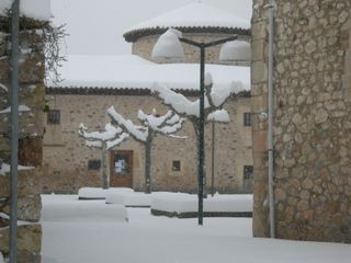 Casco antiguo con nieve