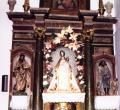 Altar de la Virgen en Mozondiga
