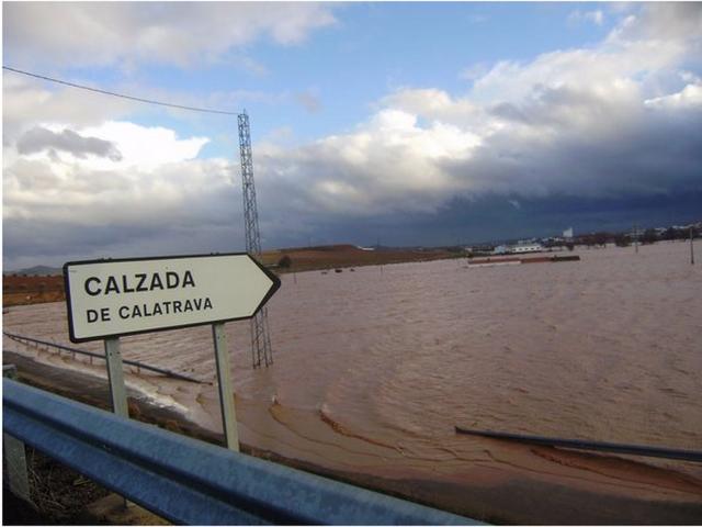 Inundaciones en Calzada 24-12-2009