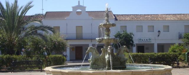 Ayuntamiento y Plaza Mayor de Mesas del Guadalora