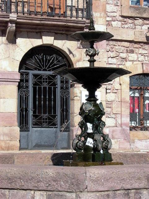 La fuente de la Plaza