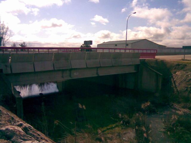 Puente de la carretera La Alberca