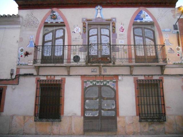 Morago, 15 - curiosa fachada