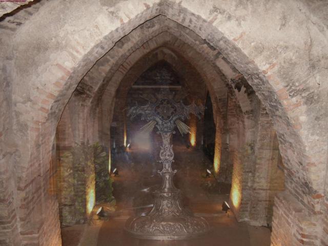 Reliquia en Cripta de Jatiel.