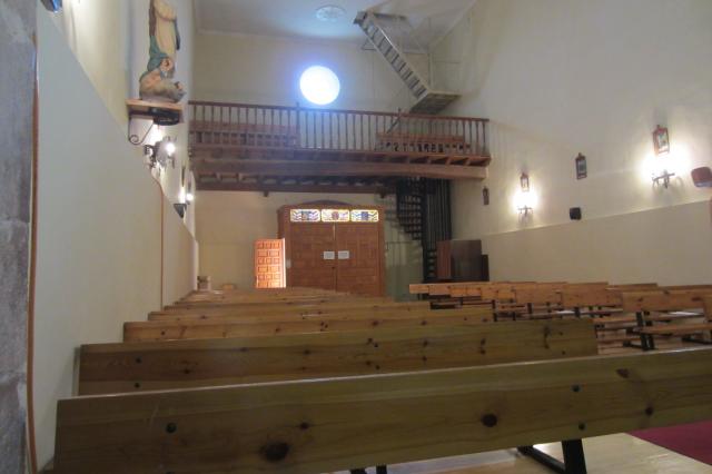 Interior Iglesia Arandilla 02
