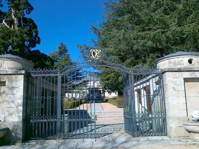 entrada principal casa del principe