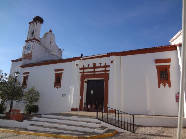 La puerta principal de entrada a la iglesia