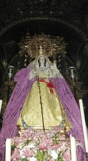 Virgen del Rosario, patrona de Luque en la iglesia