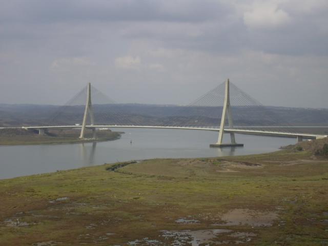 Puente internacional