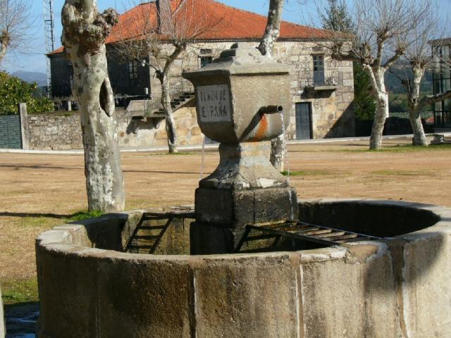 fuente plaza Espaa