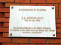 placa dedicada a Aurelio Calvo
