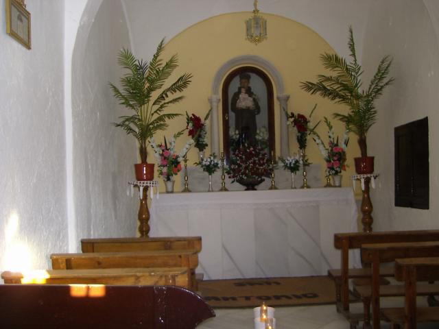 interior de la ermita de San Antonio