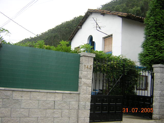 Casa junto a la Capilla de San Fabin